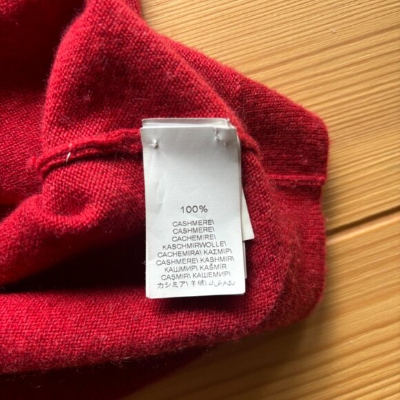 BRUNELLO CUCINELLI Red Cashmere Knit Short Sleeve V-Neck Polo M Beaded Tie - Picture 4 of 5